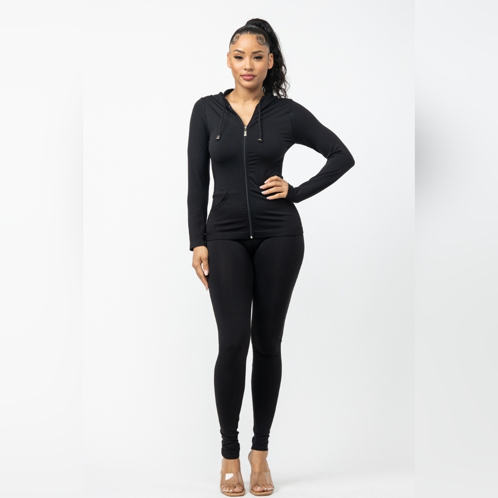 NEW!!! Sleek Black Women's 2 Piece Set!